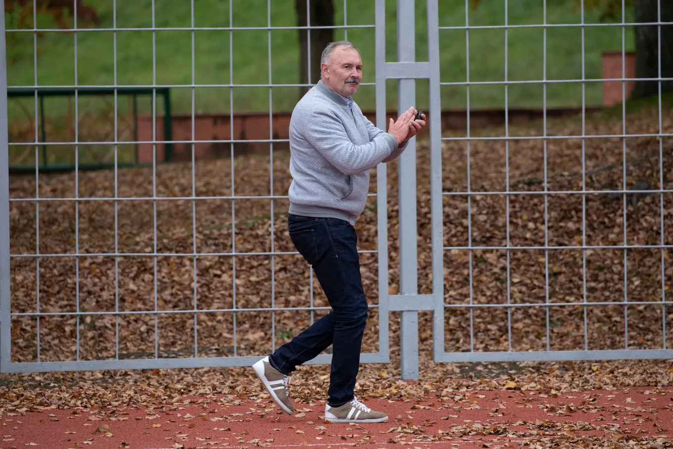 Главный тренер Игорь Криушенко. Фото: ФК «Нафтан»