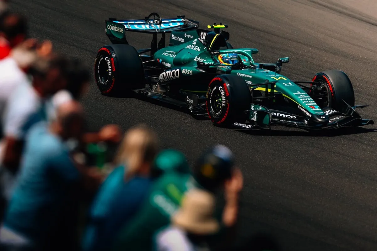 Фото: соцсети Aston Martin Aramco F1 Team