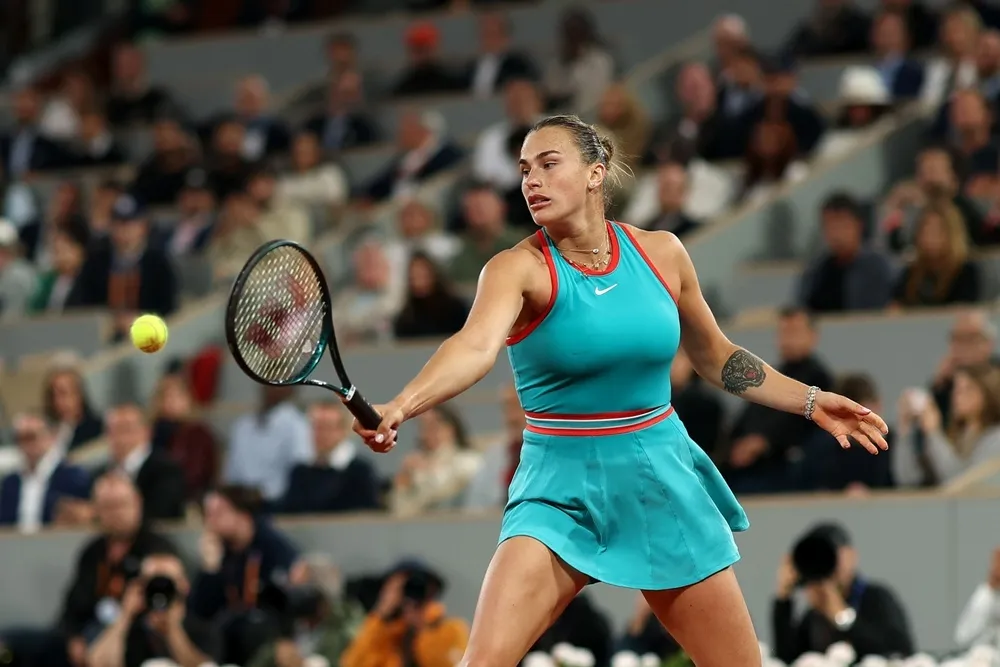 Полуфинальный матч длился более двух часов. Фото: WTA