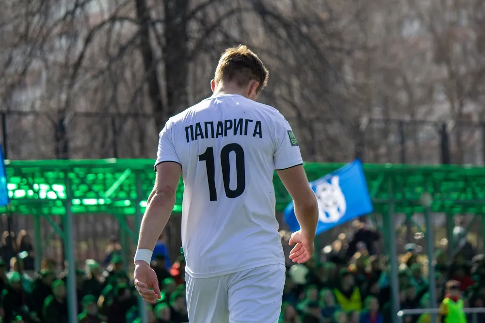 Нападающий Роман Папарига. Фото: ФК «Нафтан»