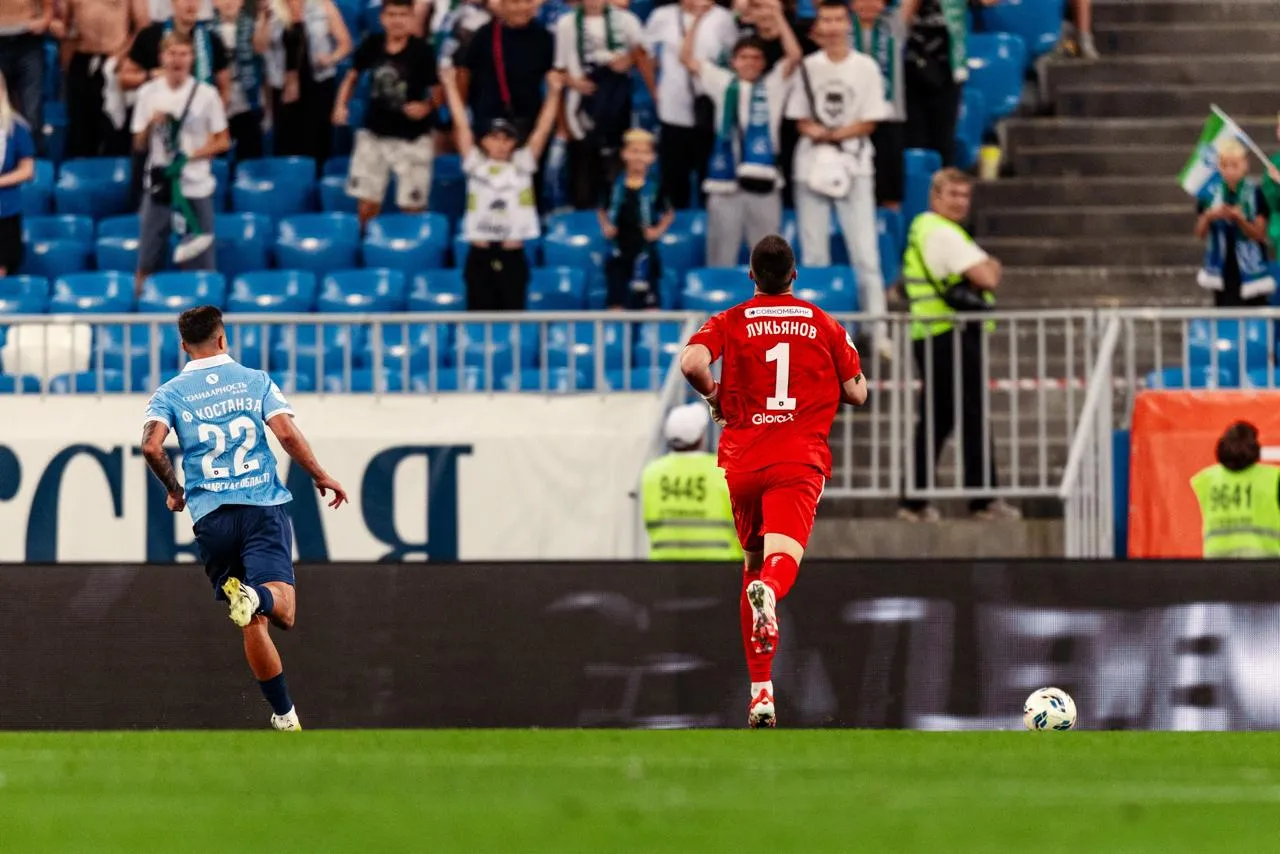 Гол «Крыльев» после ошибки Лукьянова. Фото: «Пари НН»