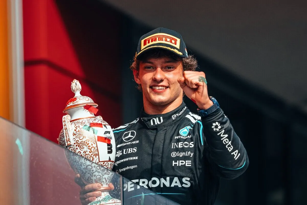 Кими Антонелли. Фото: соцсети Mercedes-AMG PETRONAS F1 Team