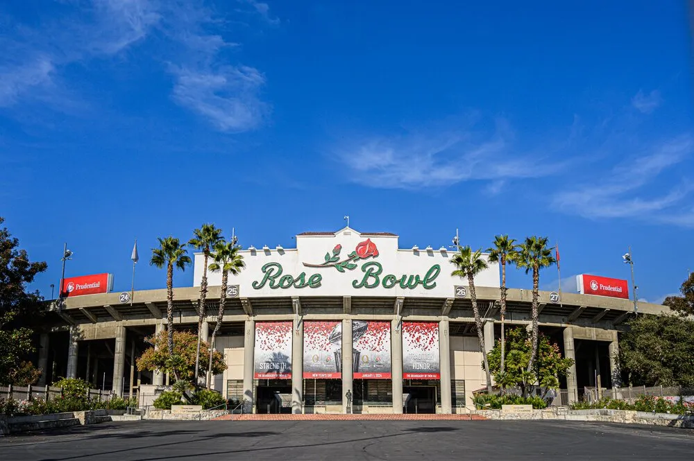Арена «Роуз Боул» расположена в Пасадене. Фото: Rose Bowl Stadium