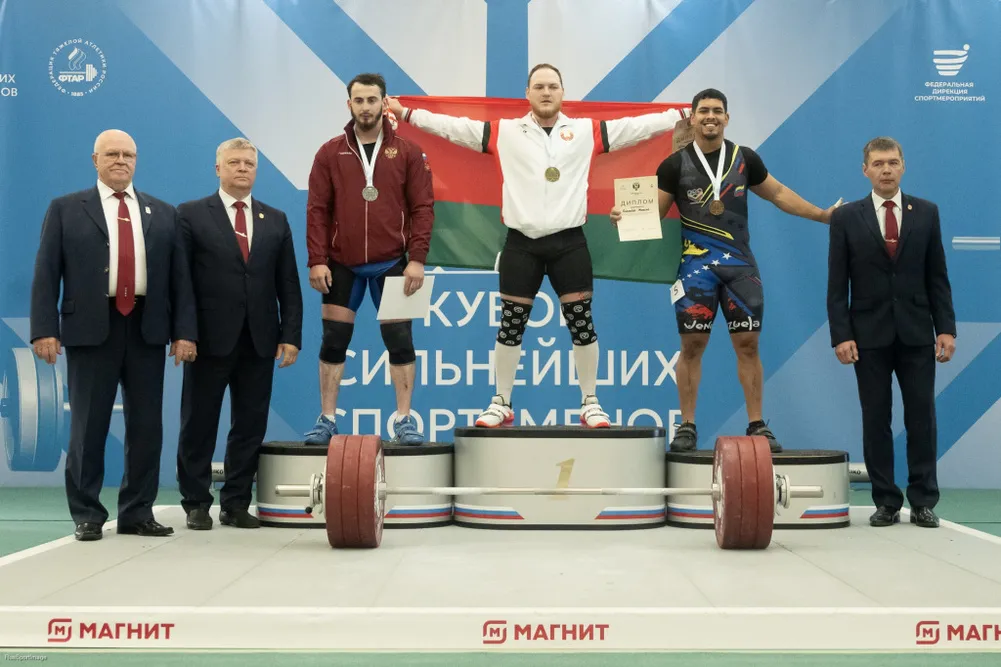 Одна из ярких побед тяжелоатлета Юлиана Курловича. Фото: НОК