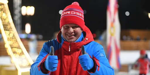 Губерниев эмоционально объяснил недопуск Большунова до гонки в Европе