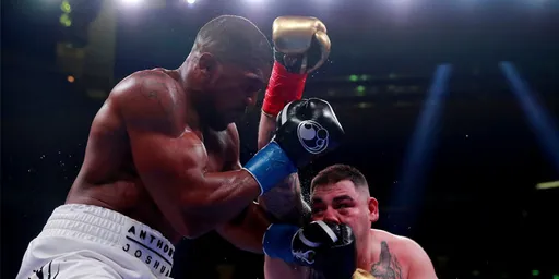 Белорус Алферов вышел в финал чемпионата мира по боксу в ОАЭ
