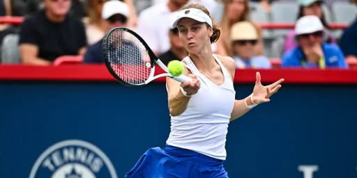 Самсонова вышла в полуфинал турнира в Страсбурге