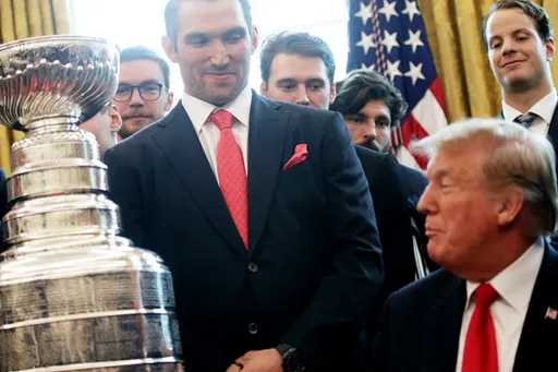 Овечкин поужинал с Трампом в его резиденции
