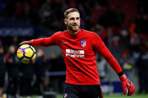 Облак назван лучшим голкипером мира по версии FourFourTwo