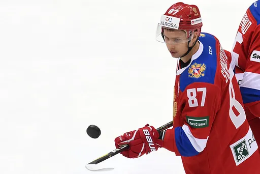Сборная России обыграла шведов по буллитам на Кубке Карьяла