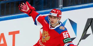 Михеев забросил пятую шайбу в сезоне в победной игре с «Эдмонтоном»