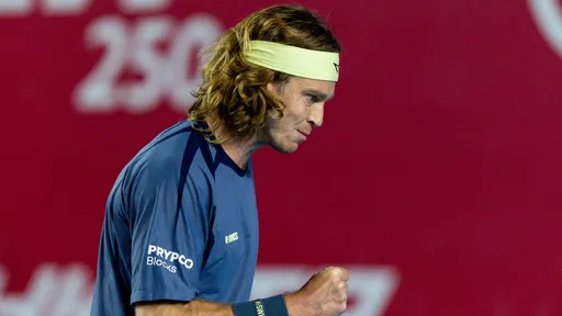 Андрей Рублев вышел в 1/2 финала турнира ATP-250 в Бостаде