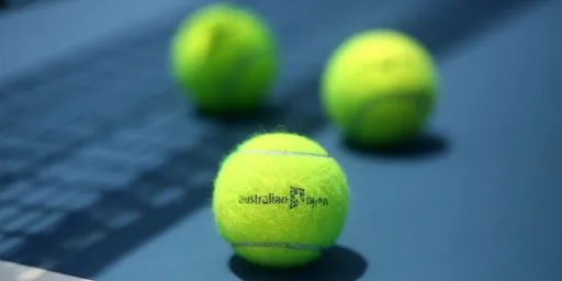 Наоми Осака победили Захарову в первом круге US Open