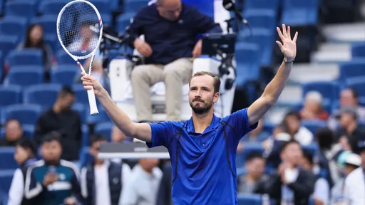 Даниил Медведев вышел в четвертьфинал турнира ATP-500 в Пекине