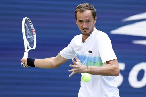 Даниил Медведев пробился в финал турнира ATP-500 в Дубае