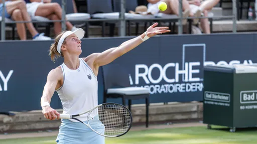 Людмила Самсонова вышла в 1/4 финала турнира в Вашингтоне