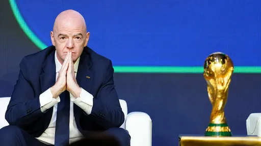 Пинту: Инфантино перехитрил следственную палату ради «Манчестер Сити» и «ПСЖ»