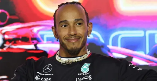 Льюис Хэмилтон: не чувствую себя комфортно за рулем Ferrari