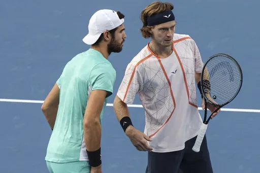 Хачанов и Рублев проиграли в финале парного турнира ATP-250 в Гонконге