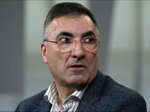 Вайсфельд: «Локомотив» играл в третьем матче хорошо, «Авангард» удивил