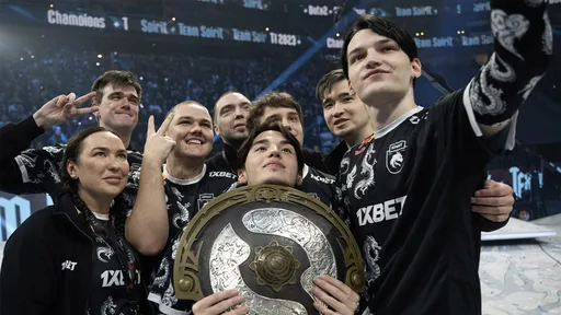 Российская команда Team Spirit в третий раз стала чемпионом The International по Dota 2