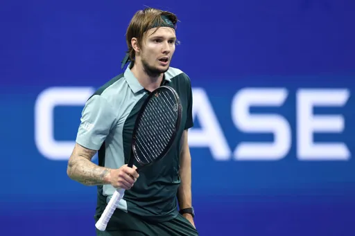 Александр Бублик стал чемпионом турнира ATP-250 в Ханчжоу