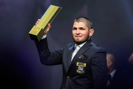 Хабиб Нурмагомедов – первый россиянин, включенный в Зал славы UFC: вспоминаем путь «Орла» в сильнейшей лиге