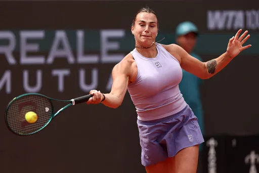 Арина Соболенко тренируется с собакой Эш перед US Open