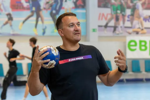 Никуленков рассказал, кто может покинуть СКА перед новым гандбольным сезоном