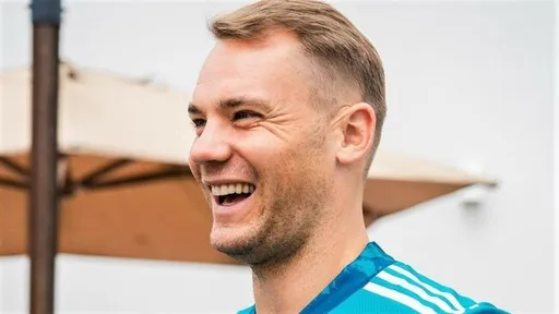 Нойер сравнялся с Месси по числу матчей Лиги чемпионов в стартовом составе