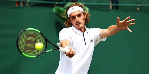 Грек Циципас вышел во второй круг турнира ATP-250 в Алматы