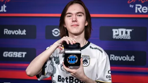 Россиянин Крышковец признан лучшим игроком в CS2 по версии HLTV Awards