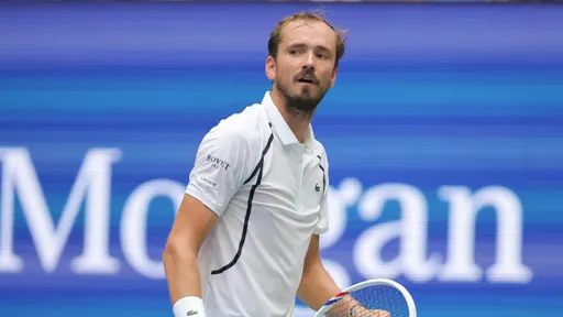 Даниил Медведев вышел в третий круг US Open — 2026