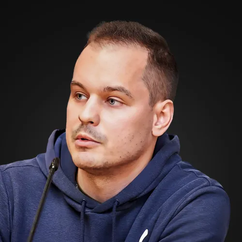 Никита Котов
