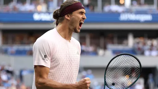 Зверев победил Хачанова и стал первым финалистом US Open — 2026