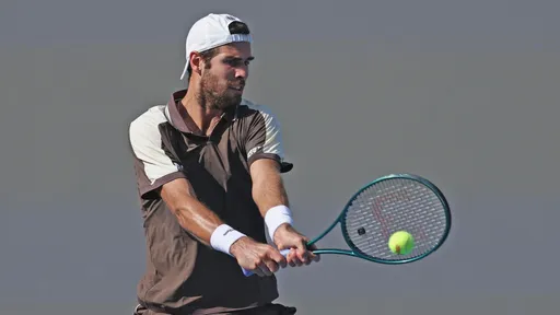 Хачанов проиграл Хуркачу в четвертьфинале турнира ATP-500 в Пекине