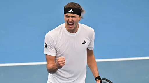 Зверев уступил де Минору в полуфинале турнира ATP-500 в Вене