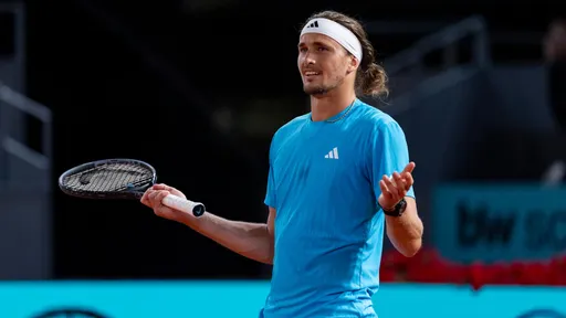Александр Зверев пробился в полуфинал турнира ATP-500 в Вене