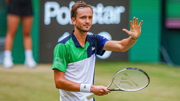 Медведев обошел Джоковича в обновленном рейтинге ATP