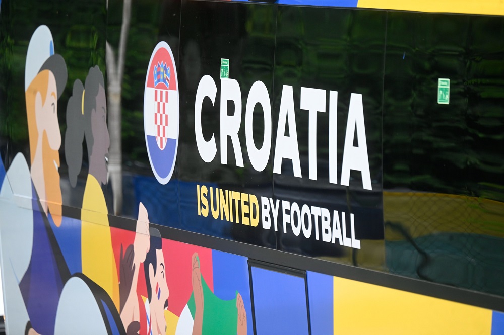 Команда Далича готова поставить автобус в своей штрафной. Фото: Хорватский футбольный союз
