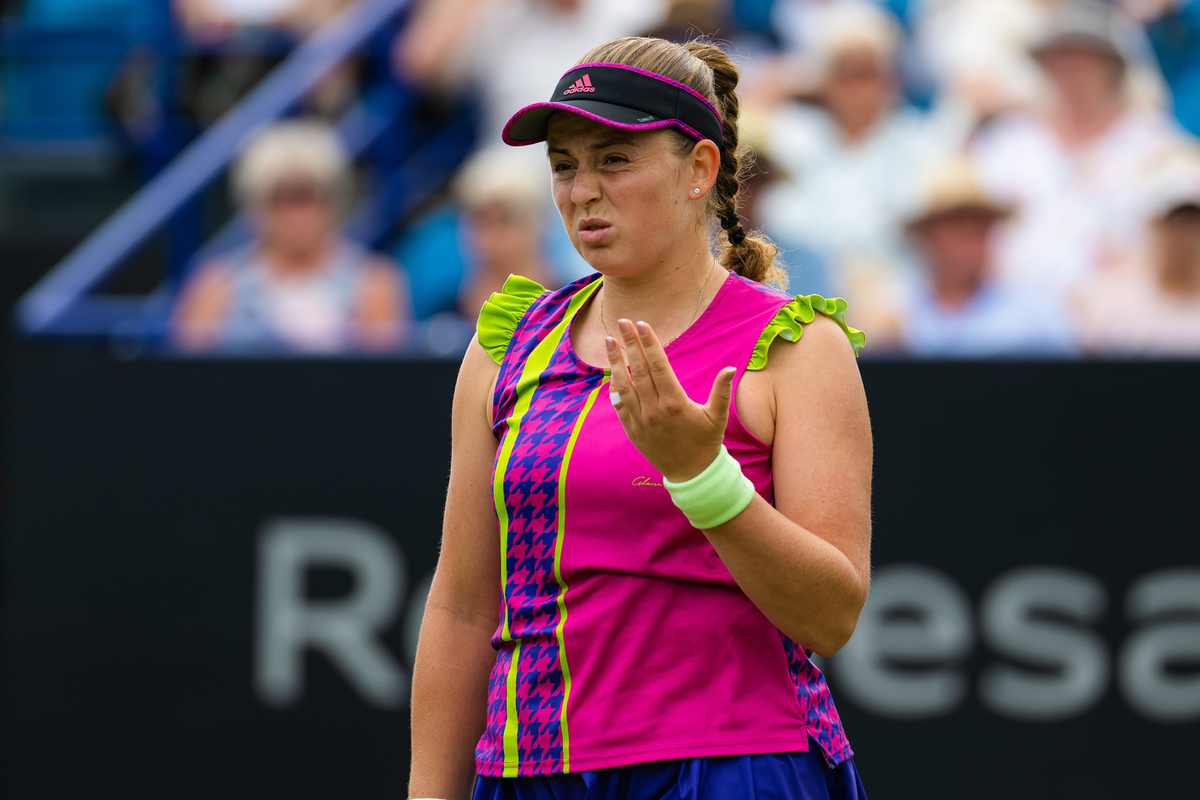 Остапенко обыграла Свёнтек и вышла в 1/4 US Open