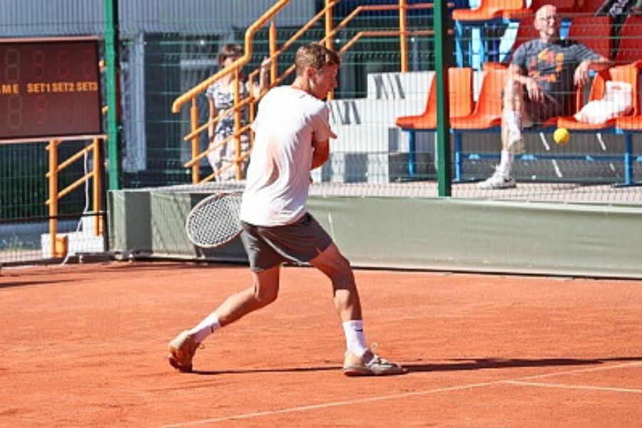 Николай Голяк вышел в финал квалификации турнира в Китае