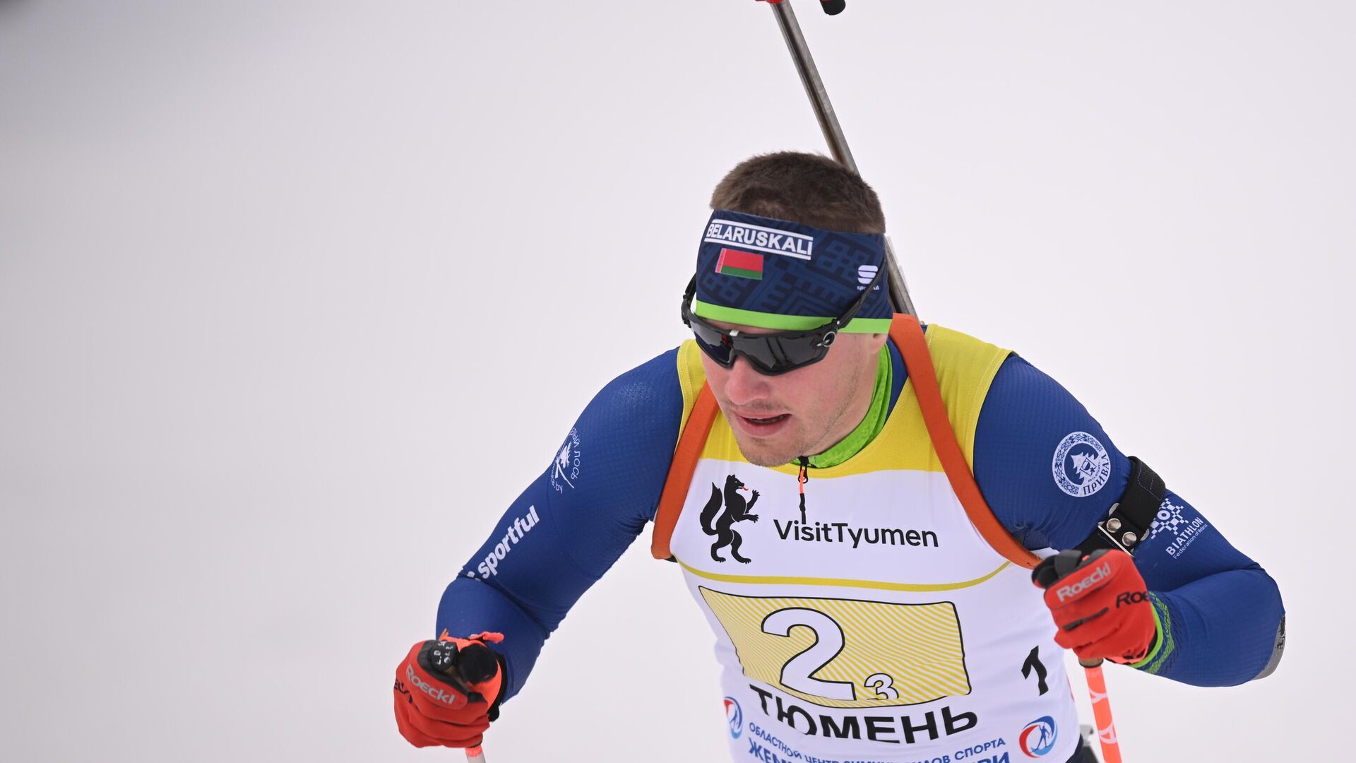 Белорус Данилов взял серебро в масс-старте на чемпионате России по биатлону
