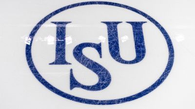 ISU разрешил исполнять сальто в фигурном катании