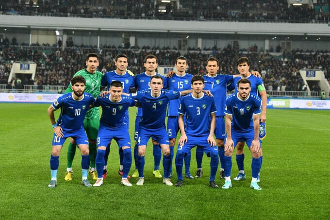 Гол Файзуллаева помог сборной Узбекистана выйти в четвертьфинал Кубка Азии