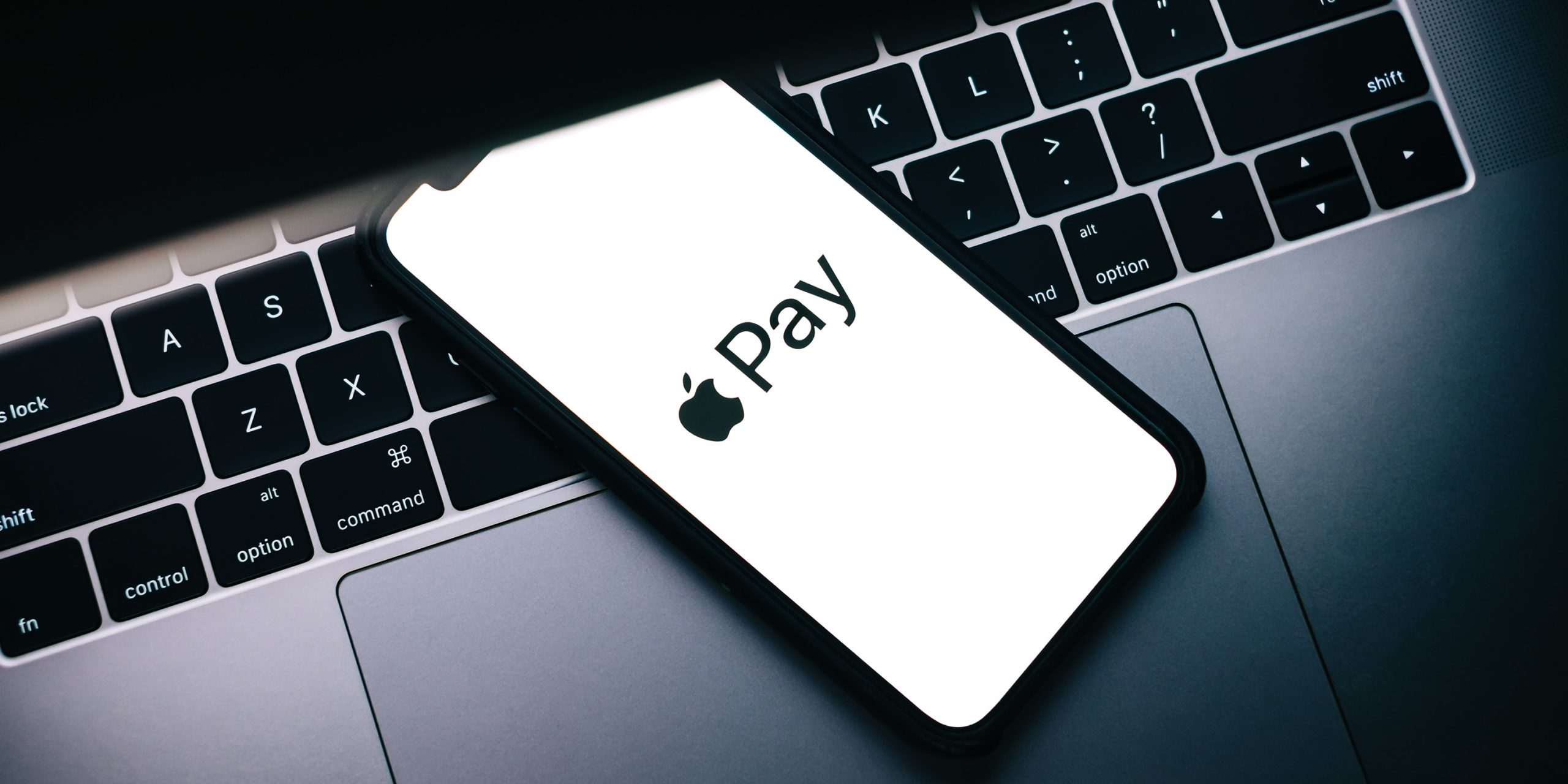Группа россиян подала коллективный иск на Apple из‑за ограничения Apple Pay