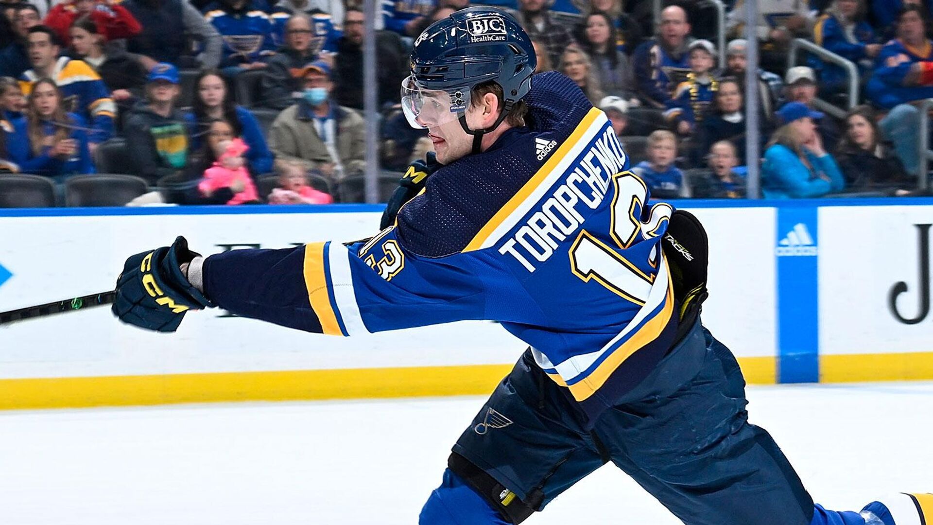 «Сент-Луис» нанес поражение «Миннесоте» в НХЛ, Торопченко отметился шайбой