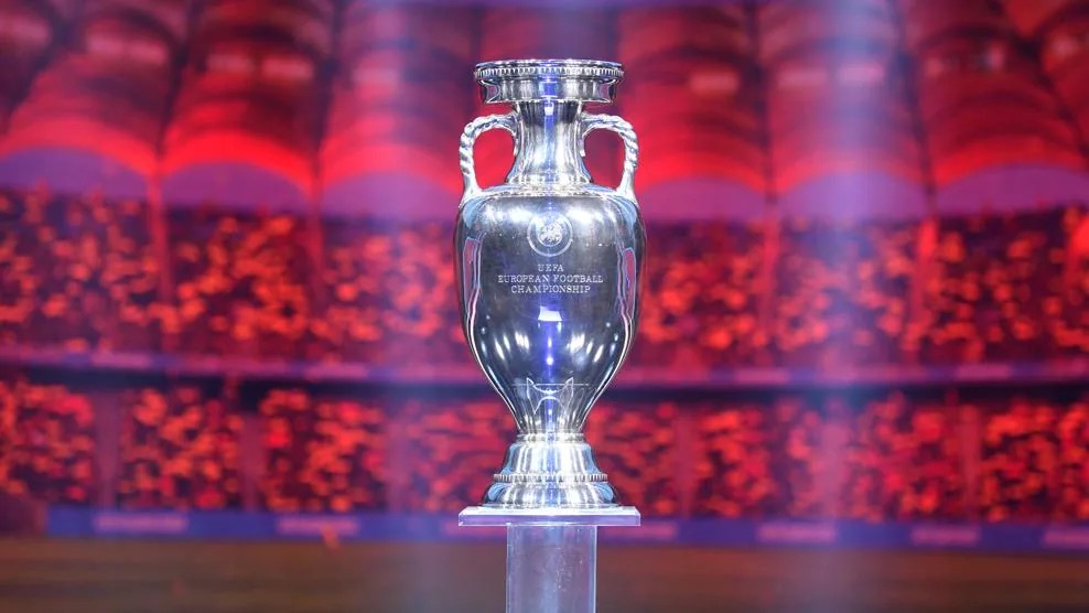 Турки и чехи вряд ли поспорят за трофей. Фото: Официальный сайт УЕФА