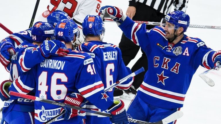 Дубли Хайруллина и Глотова помогли СКА разгромить «Барыс» в КХЛ