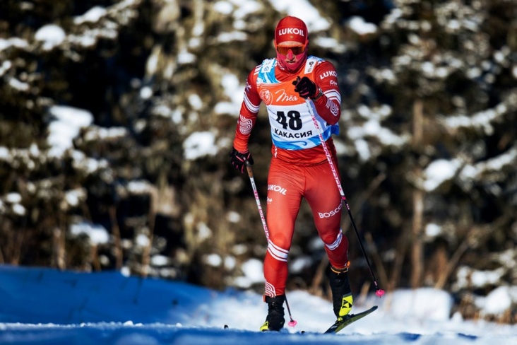 Коростелёв выиграл масс-старт на Кубке России по лыжным гонкам